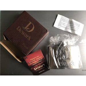 New DEWAR'S 4 oz FLASK Stainless STEEL Blended SCOTCH WHISKEY Original Box 2011
